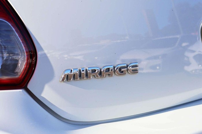 2021 Mitsubishi Mirage ES