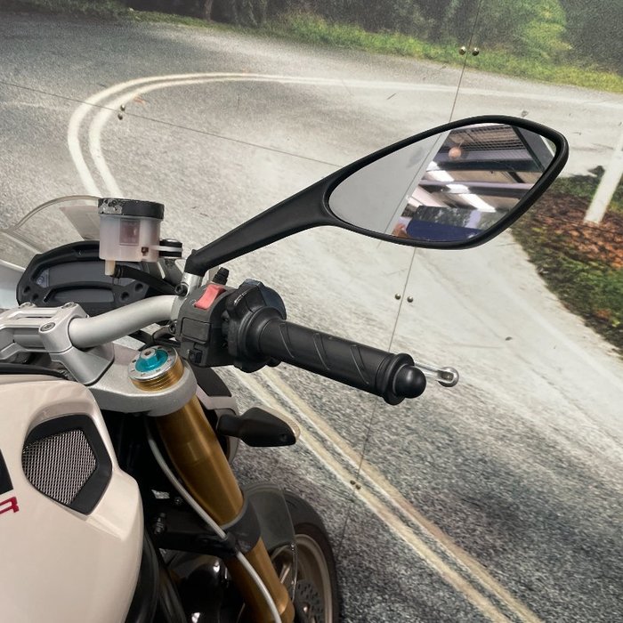 2009 DUCATI MONSTER 1100 S White