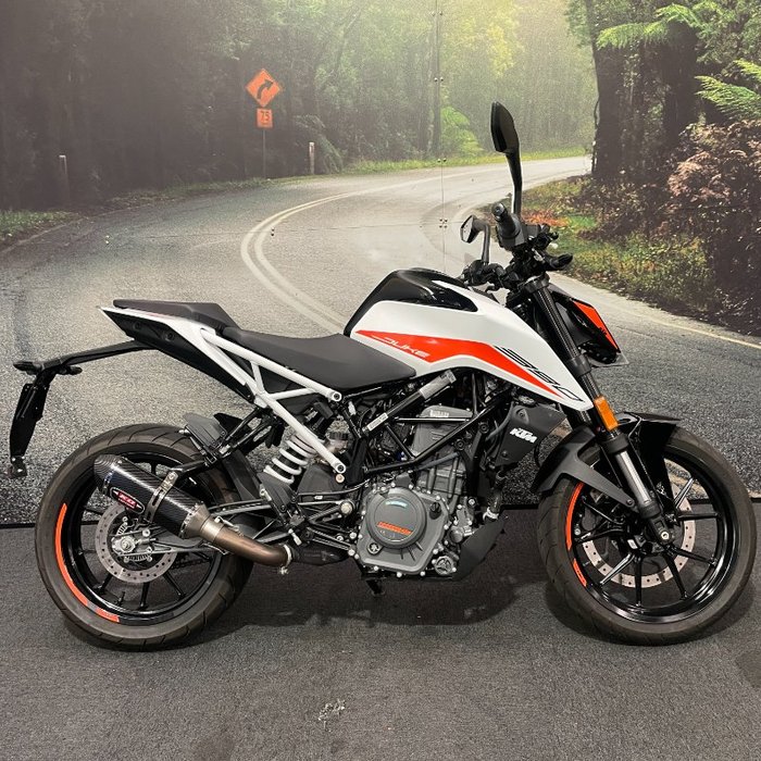 2022 Ktm 390 DUKE White