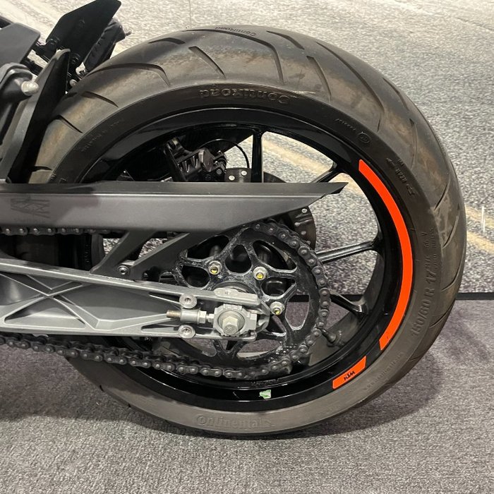 2022 Ktm 390 DUKE White
