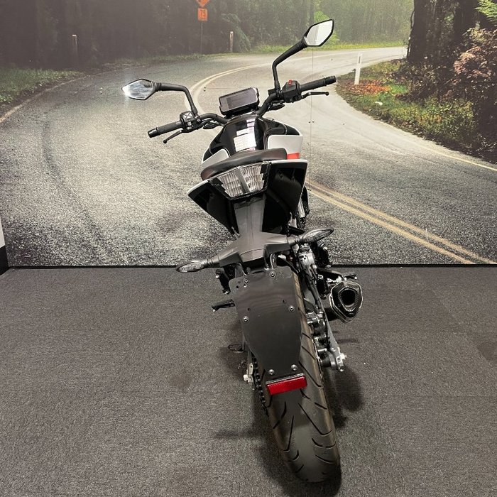 2022 Ktm 390 DUKE White