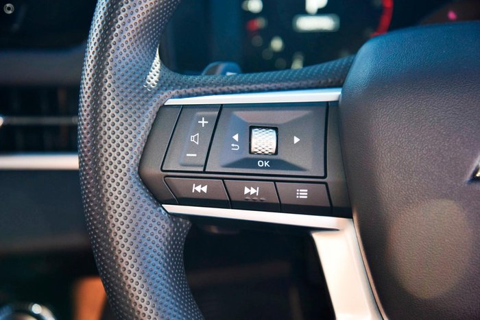2026 Mitsubishi Outlander ES