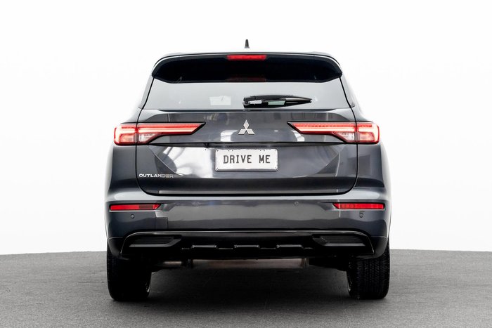 2024 Mitsubishi Outlander Black Edition