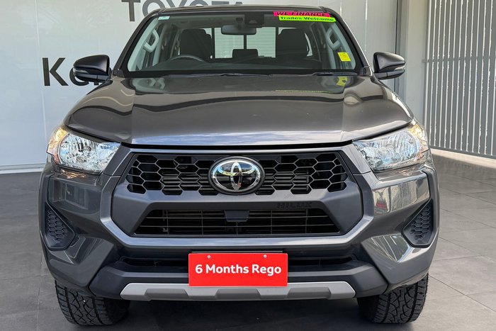 2024 Toyota Hilux SR