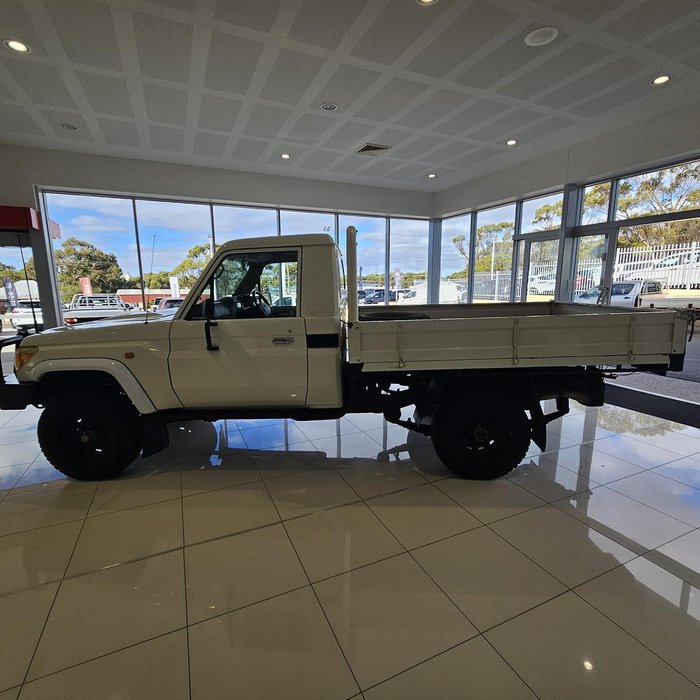 2011 Toyota Landcruiser Workmate