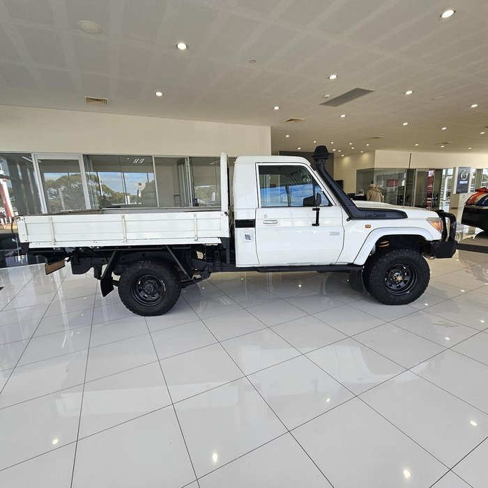2011 Toyota Landcruiser Workmate