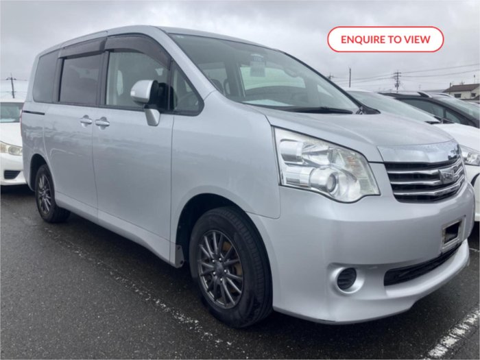 2011 Toyota Noah