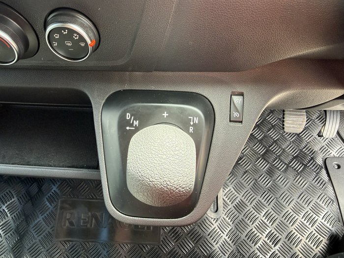 2022 Renault Master Pro 110kW