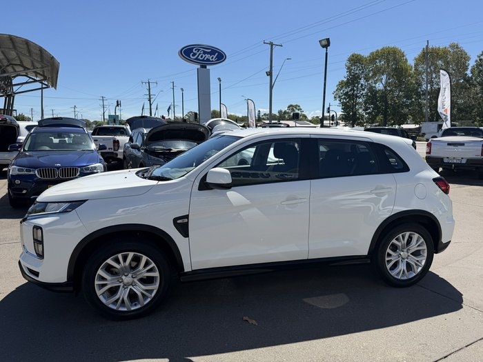2023 Mitsubishi ASX ES