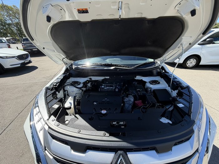 2023 Mitsubishi ASX ES