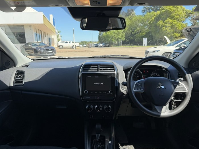 2023 Mitsubishi ASX ES