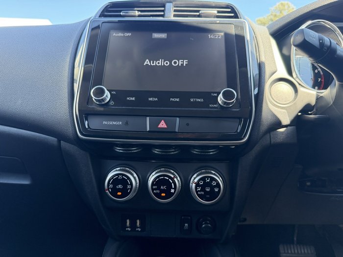 2023 Mitsubishi ASX ES