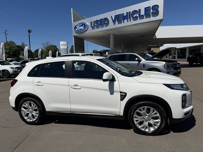 2023 Mitsubishi ASX ES