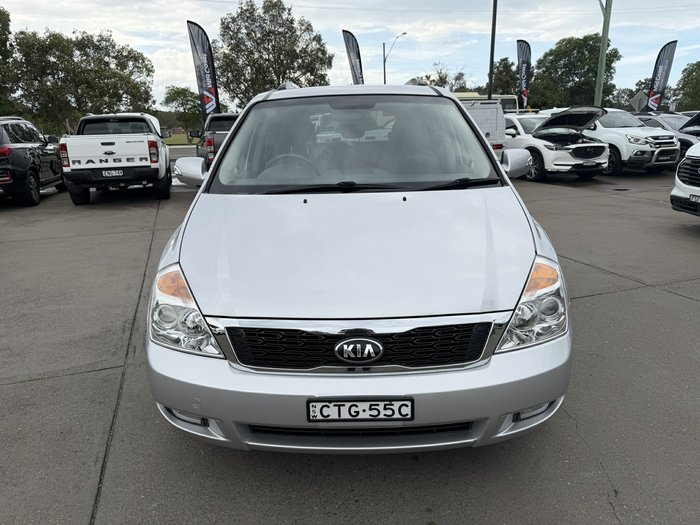2014 Kia Grand Carnival Platinum