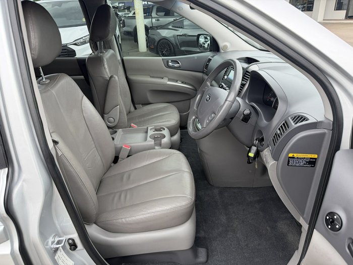 2014 Kia Grand Carnival Platinum
