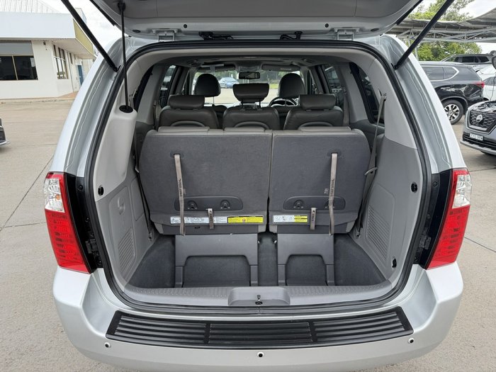 2014 Kia Grand Carnival Platinum
