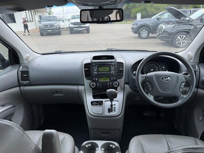 2014 Kia Grand Carnival Platinum