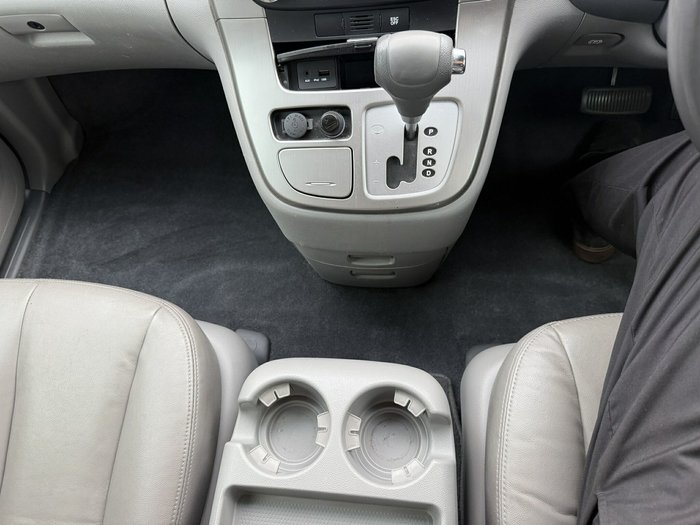 2014 Kia Grand Carnival Platinum