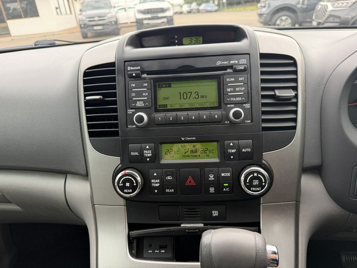 2014 Kia Grand Carnival Platinum