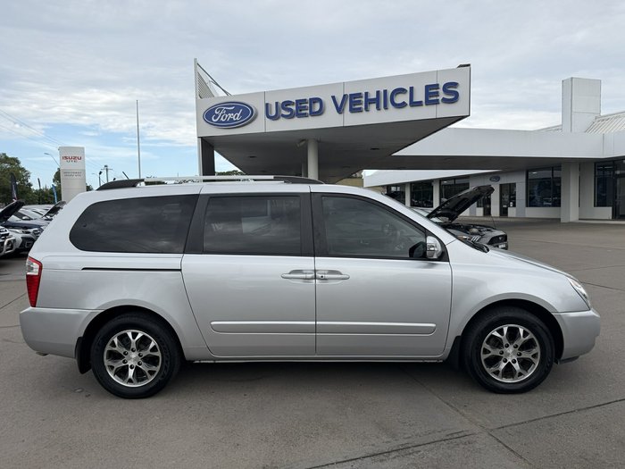 2014 Kia Grand Carnival Platinum