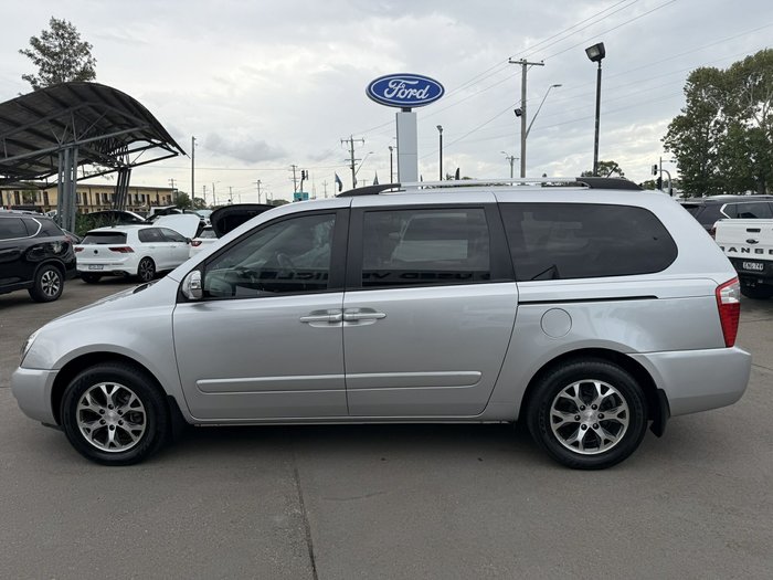 2014 Kia Grand Carnival Platinum