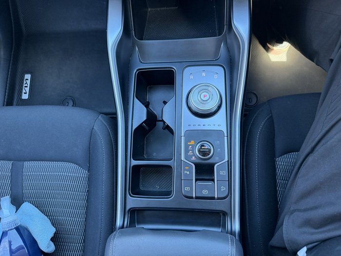2024 Kia Sorento Sport