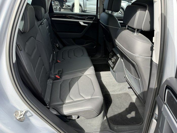 2022 Volkswagen Touareg 210TDI Elegance