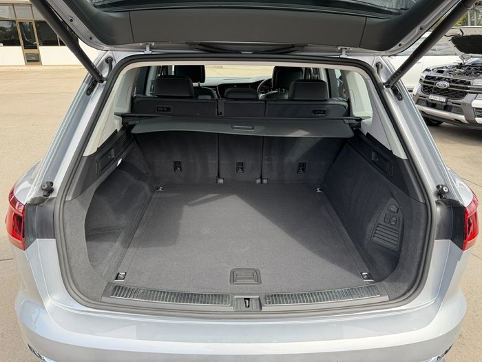 2022 Volkswagen Touareg 210TDI Elegance