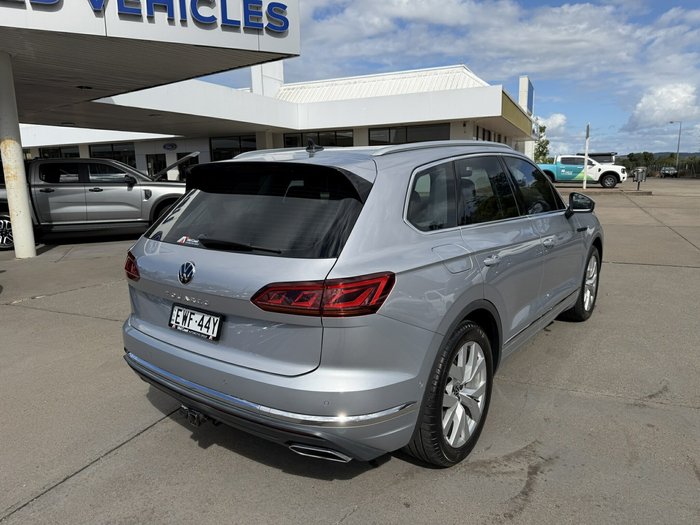 2022 Volkswagen Touareg 210TDI Elegance