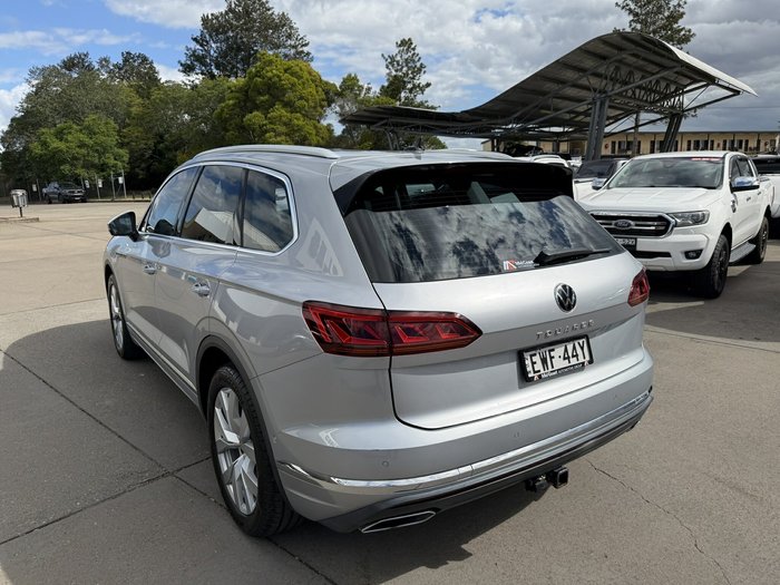 2022 Volkswagen Touareg 210TDI Elegance