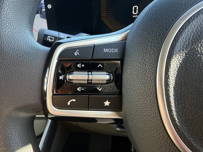 2023 Kia Carnival S