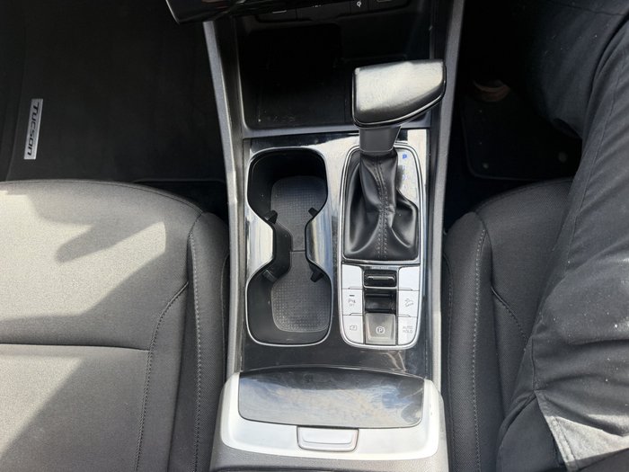 2021 Hyundai Tucson (No Badge)
