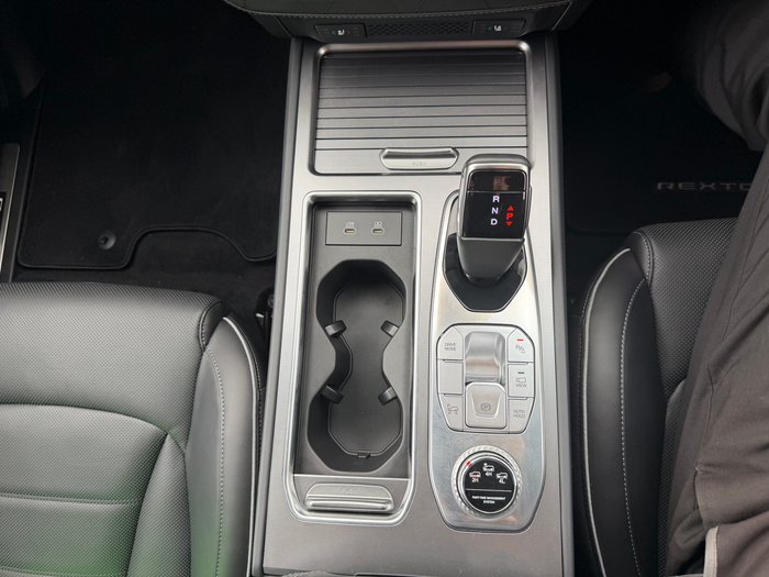 2023 SsangYong Rexton Ultimate Y461 MY24 4X4 Dual Range Space Black