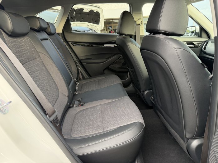 2025 Kia Seltos Sport+ SP2 PE MY25 AWD Snow White Pearl