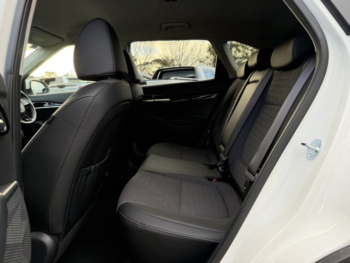 2025 Kia Seltos Sport+ SP2 PE MY25 AWD Snow White Pearl