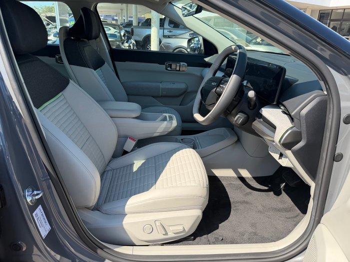 2025 Kia EV4 Earth Long Range