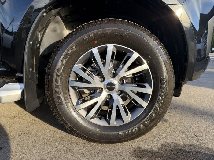 2025 Isuzu D-MAX LS-U+ MY24 4X4 Dual Range Basalt Black Mica