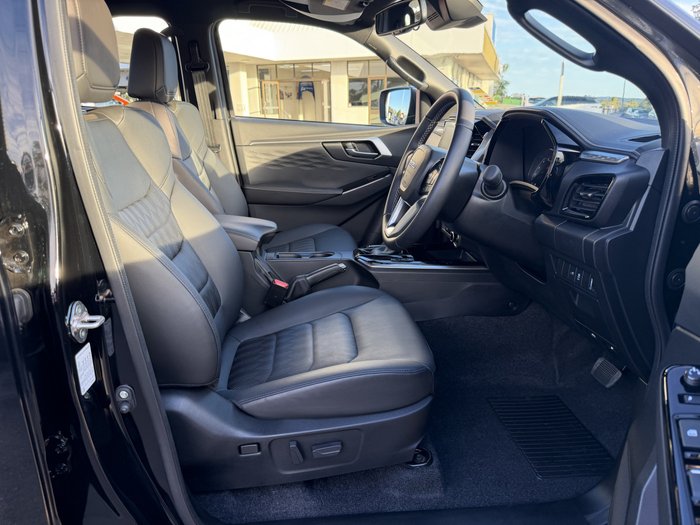 2025 Isuzu D-MAX LS-U+ MY24 4X4 Dual Range Basalt Black Mica