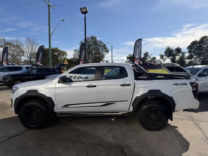 2024 Isuzu D-MAX BLADE MY24 4X4 Dual Range Moonstone White Pearl