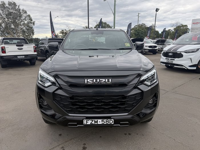 2025 Isuzu D-MAX X-RIDER MY25.5 4X4 Dual Range Basalt Black Mica