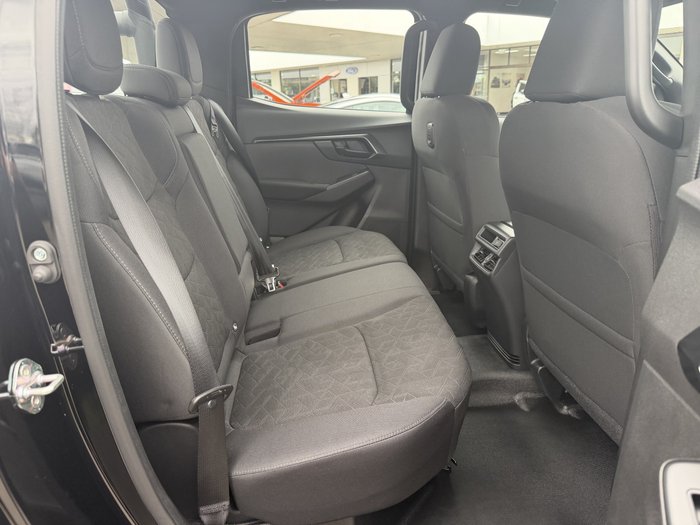 2025 Isuzu D-MAX X-RIDER MY25.5 4X4 Dual Range Basalt Black Mica