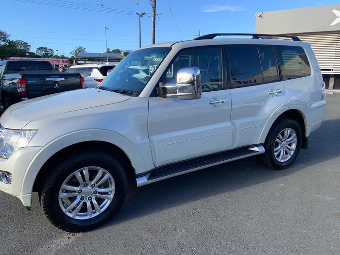 2017 Mitsubishi Pajero GLX