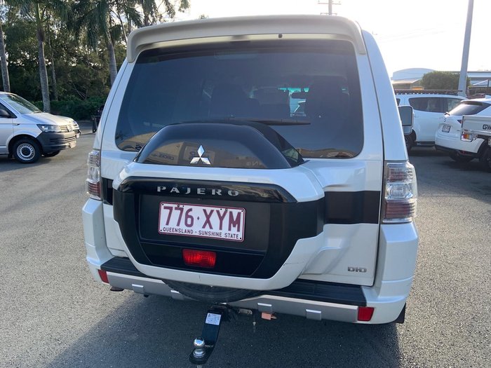 2017 Mitsubishi Pajero GLX