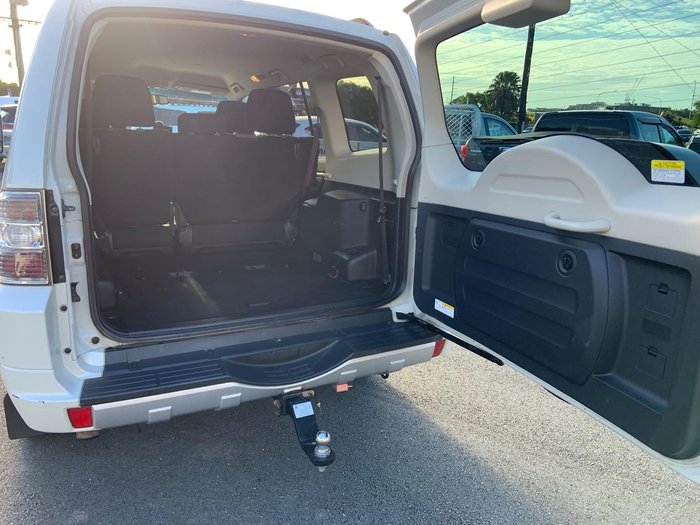 2017 Mitsubishi Pajero GLX