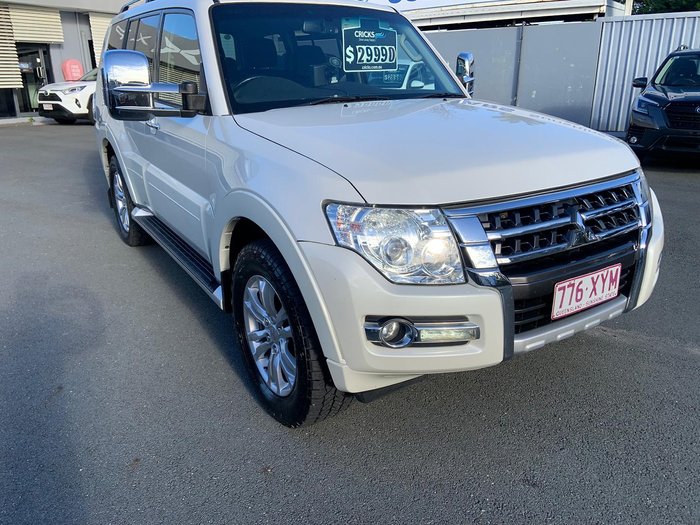 2017 Mitsubishi Pajero