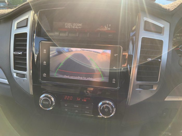 2017 Mitsubishi Pajero GLX