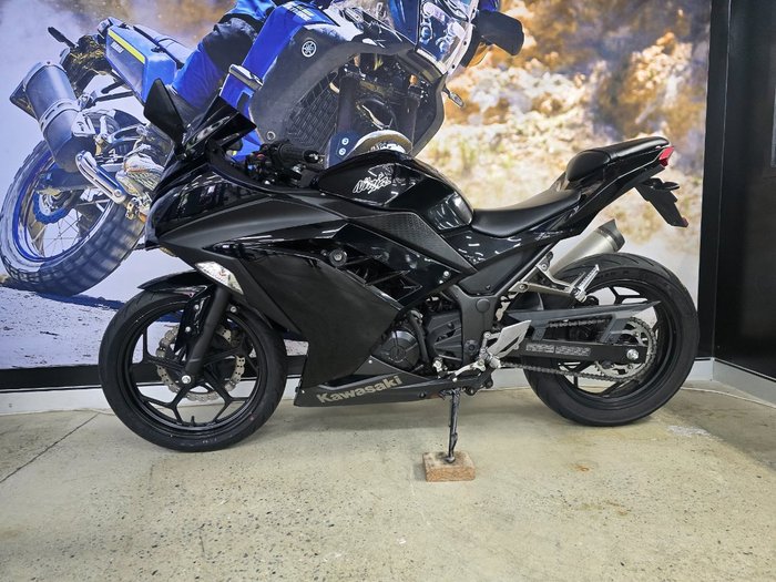 2013 Kawasaki NINJA 300 BLACK