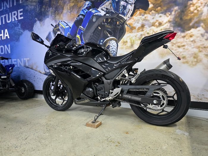 2013 Kawasaki NINJA 300 BLACK