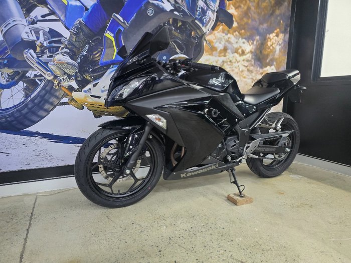 2013 Kawasaki NINJA 300 BLACK