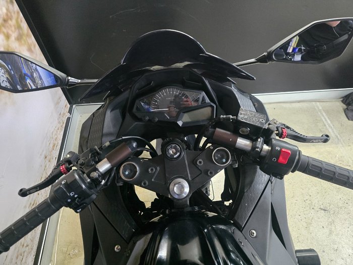 2013 Kawasaki NINJA 300 BLACK